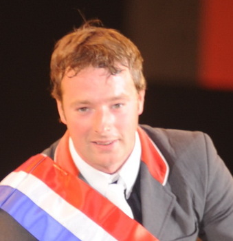INTERNATIONAL ROUND-UP – 10th December 2012 - Robert Whitaker wins Puissance